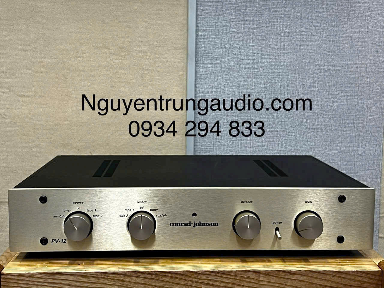 Conrad Johnson PV12L – Phiên bản Line Stage